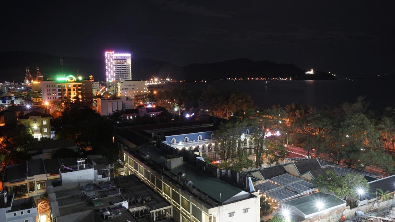 Khach San Sao Viet 호텔 퀴논 외부 사진