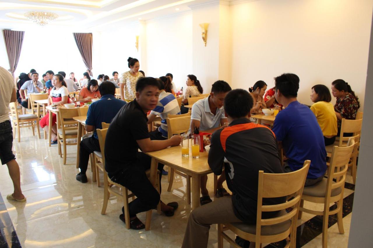 Khach San Sao Viet 호텔 퀴논 외부 사진